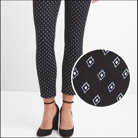 🎉 HP ⭐️Firm Price ⭐️ NWOT  Skinny Pointe Pant - Picture 2 of 5